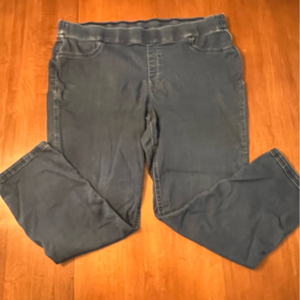 Jegging style pants